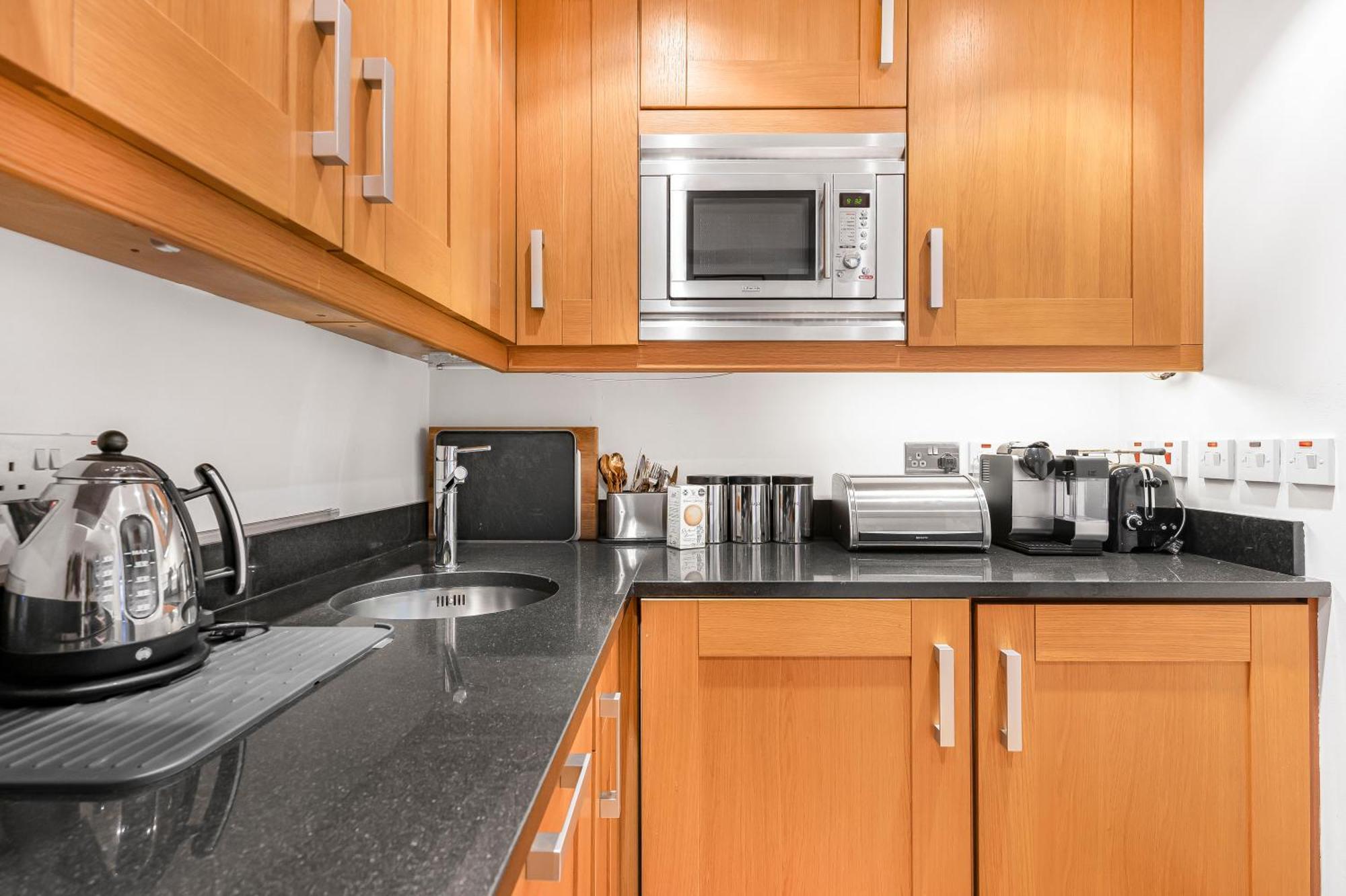 Elegant 1 Bedroom Flat Near Harrods London Exterior photo